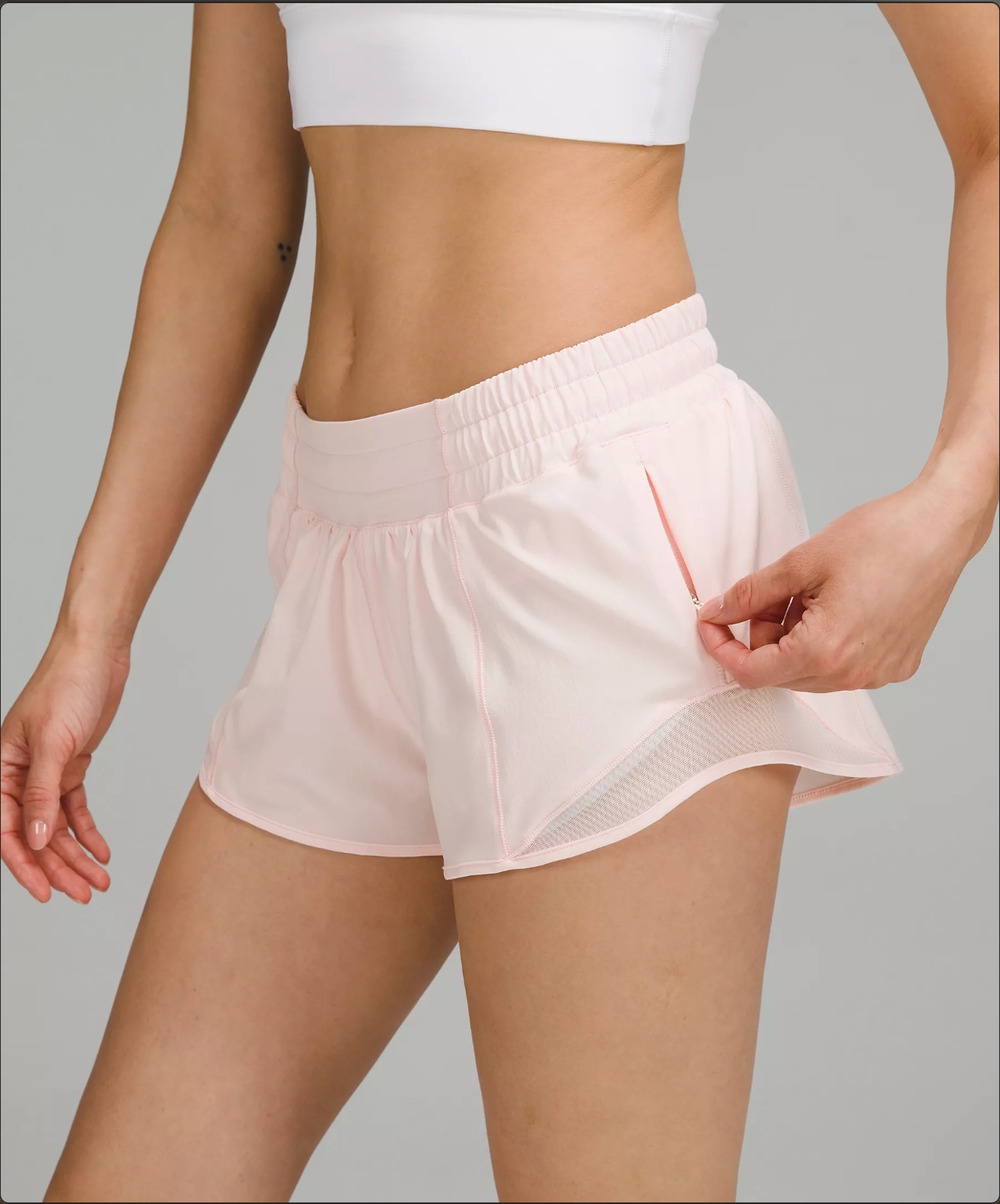 Lululemon Hotty Hot LR 2.5" Strawberry Milkshake Size 6 Pink
